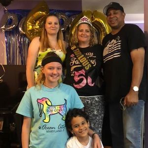 Meet your Posher, Donna